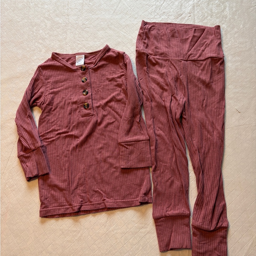 Lou Lou & Company Ribbed Pajama Set in “Marjorie”